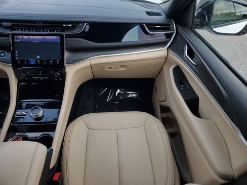 Certified 2022 Jeep Grand Cherokee Limited 4xe AWD/4WD image 20