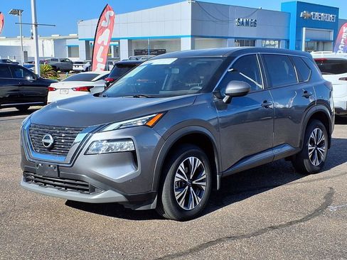 Used 2023 Nissan Rogue SV AWD/4WD image 4