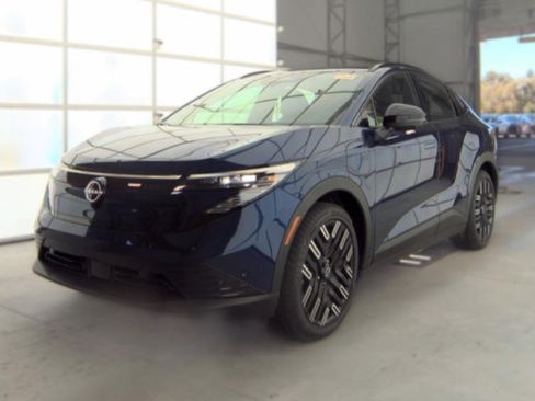 Used 2026 Nissan Leaf Platinum+ w/ Cargo Package (Platinum+) FWD image 1