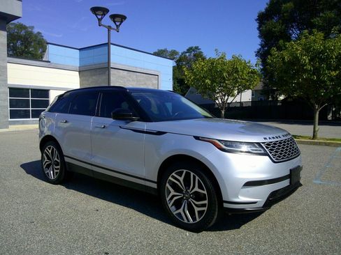 Used 2019 Land Rover Range Rover Velar S AWD/4WD image 4
