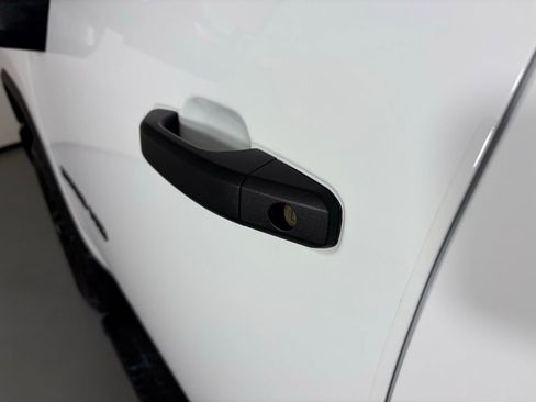 Used 2025 Chevrolet Silverado 2500 Custom w/ Custom Value Package image 14