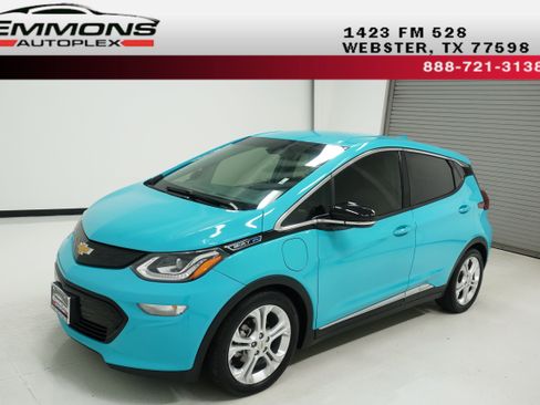 Used 2020 Chevrolet Bolt LT image 1