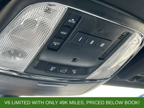 Used 2021 Jeep Grand Cherokee Limited AWD/4WD image 34
