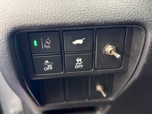 Used 2017 Honda CR-V Touring image 14