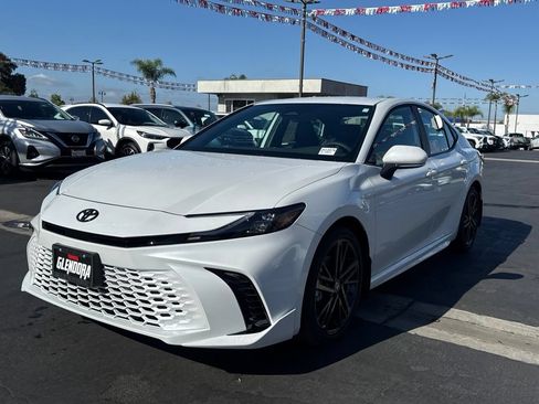 New 2026 Toyota Camry XSE FWD image 4