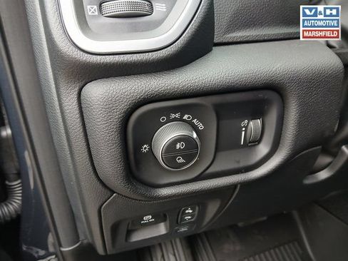 New 2026 RAM 1500 Big Horn w/ Night Edition AWD/4WD image 12