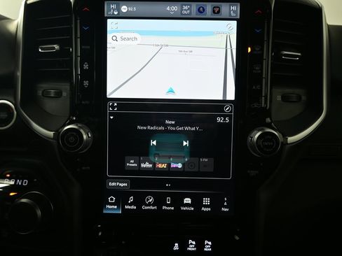 New 2026 RAM 1500 4x4 Crew Cab image 25