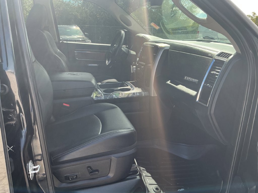 Used 2016 RAM 1500 Laramie AWD/4WD image 26