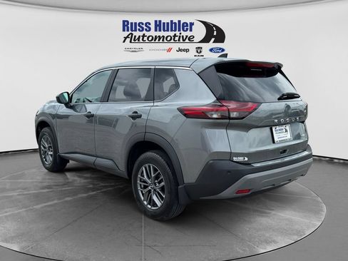 Used 2023 Nissan Rogue S AWD/4WD image 3