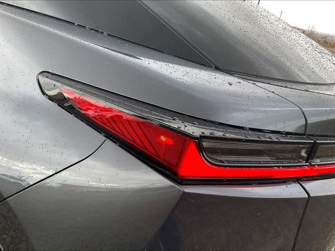 Used 2023 Lexus RZ 450e Premium image 27