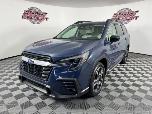 Used 2024 Subaru Ascent Limited w/ Technology Package AWD/4WD image 3