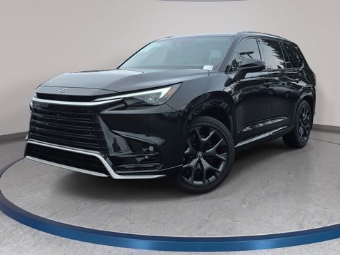 Used 2026 Lexus TX 500h AWD w/ Technology Package image 1