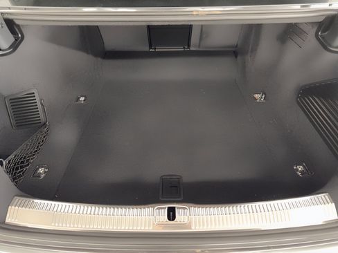 Used 2025 Audi S8 image 13