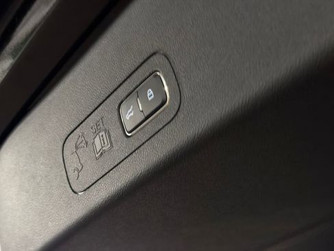 New 2026 Lincoln Aviator Reserve AWD/4WD image 9