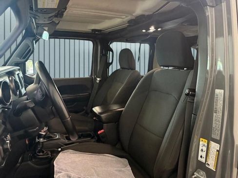 Used 2018 Jeep Wrangler Unlimited Sport S AWD/4WD image 21