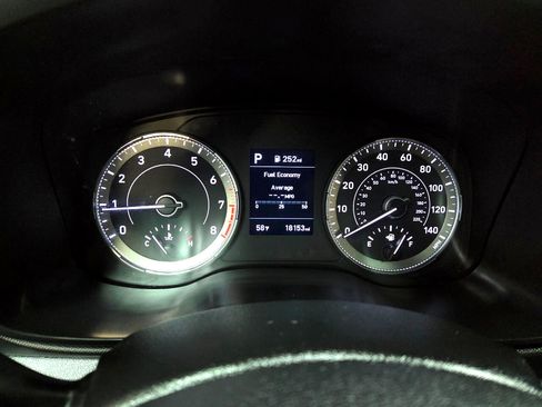 Used 2022 Hyundai Venue SEL image 29