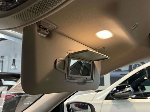 Certified 2022 Mercedes-Benz GLA 250 4MATIC image 31