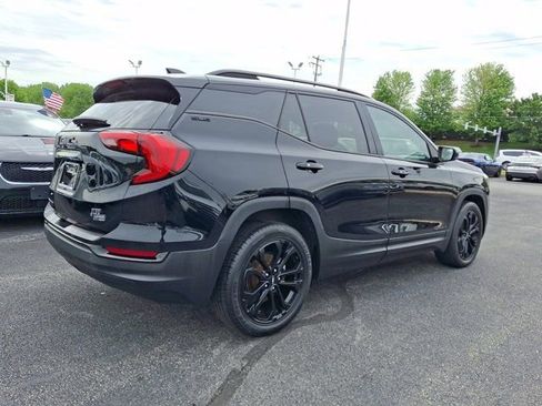 Used 2020 GMC Terrain SLE w/ Driver Convenience Package FWD image 8