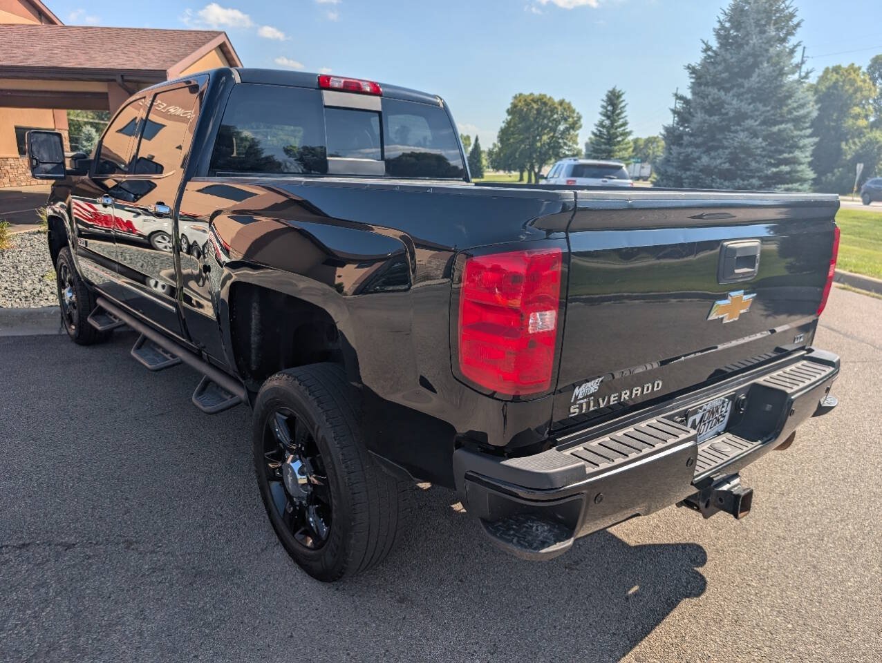 Used 2019 Chevrolet Silverado 2500 LTZ w/ Duramax Plus Package AWD/4WD image 7