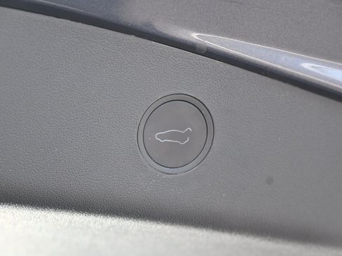 Used 2023 Tesla Model 3 Standard Range RWD image 16
