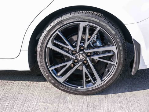 Used 2026 Toyota Camry XSE FWD image 9