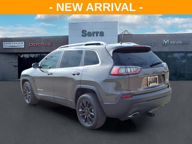 Used 2019 Jeep Cherokee Latitude Plus FWD image 5