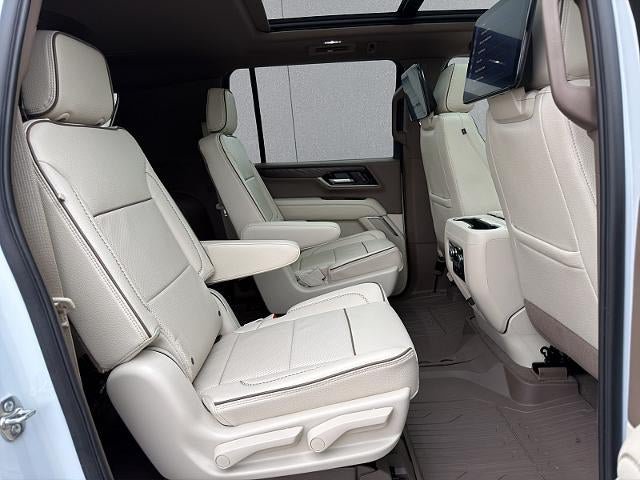 Used 2026 GMC Yukon XL Denali w/ Denali Reserve Package AWD/4WD image 18