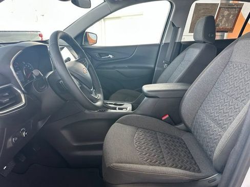 Used 2024 Chevrolet Equinox LT AWD/4WD image 24