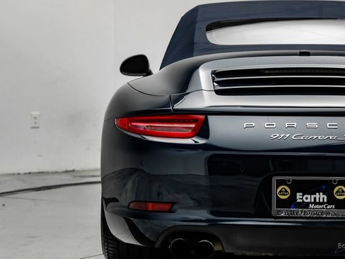 Used 2015 Porsche 911 Carrera S image 15