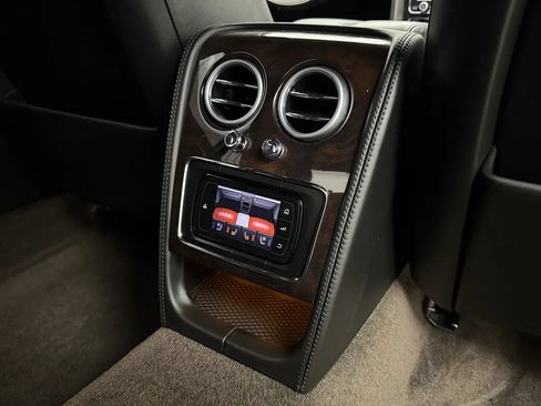 Used 2015 Bentley Flying Spur V8 AWD/4WD image 23