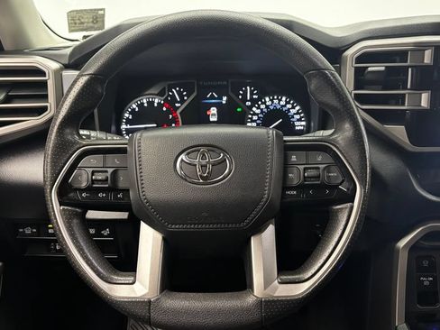 Used 2022 Toyota Tundra SR5 w/ SR5 Convenience Package AWD/4WD image 26