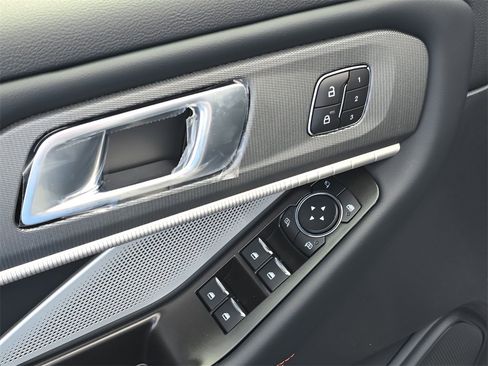 New 2026 Ford Explorer ST w/ Sun And Sound Package image 13