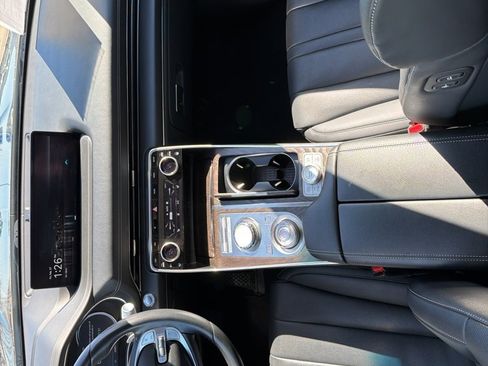 Used 2024 Genesis GV80 2.5T image 16