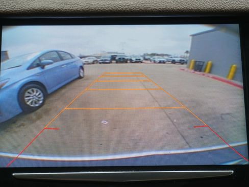 Used 2015 Cadillac SRX Luxury w/ Driver Awareness Package image 20