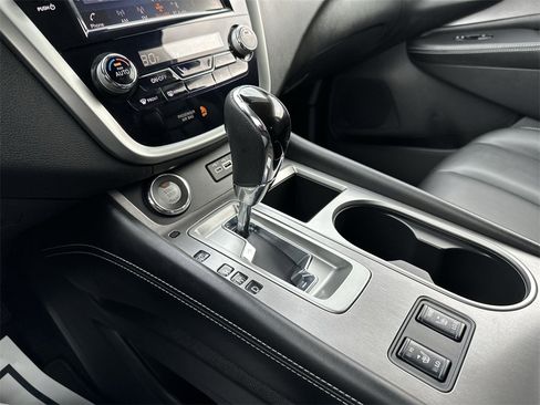 Used 2023 Nissan Murano SV w/ SV Midnight Edition Package image 19