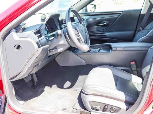 Used 2025 Lexus ES 350 FWD image 14