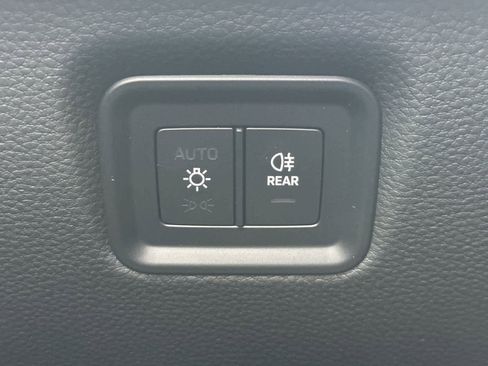 New 2026 Porsche Cayenne image 30