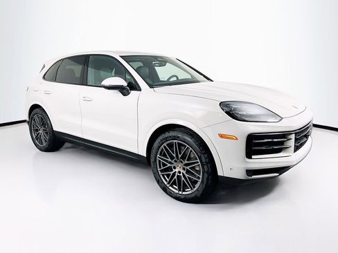 New 2026 Porsche Cayenne image 7