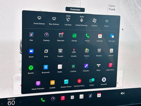 Used 2023 Tesla Model Y Performance image 27