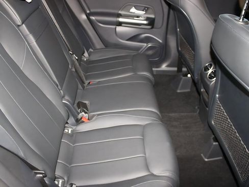 Certified 2026 Mercedes-Benz GLA 250 image 29