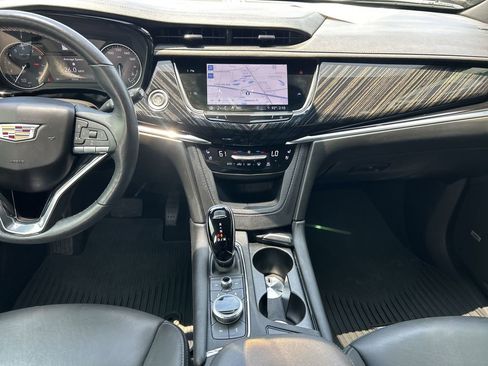 Certified 2023 Cadillac XT6 Premium Luxury image 15