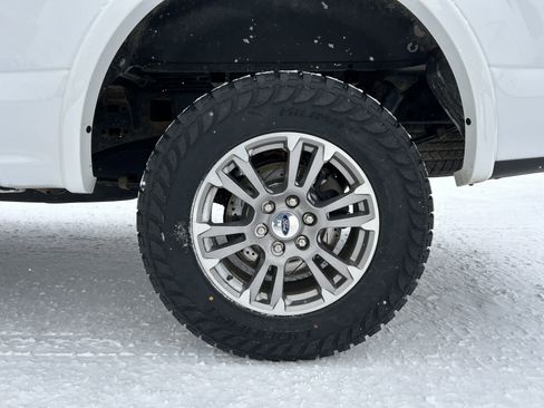 Used 2020 Ford F150 Lariat image 21