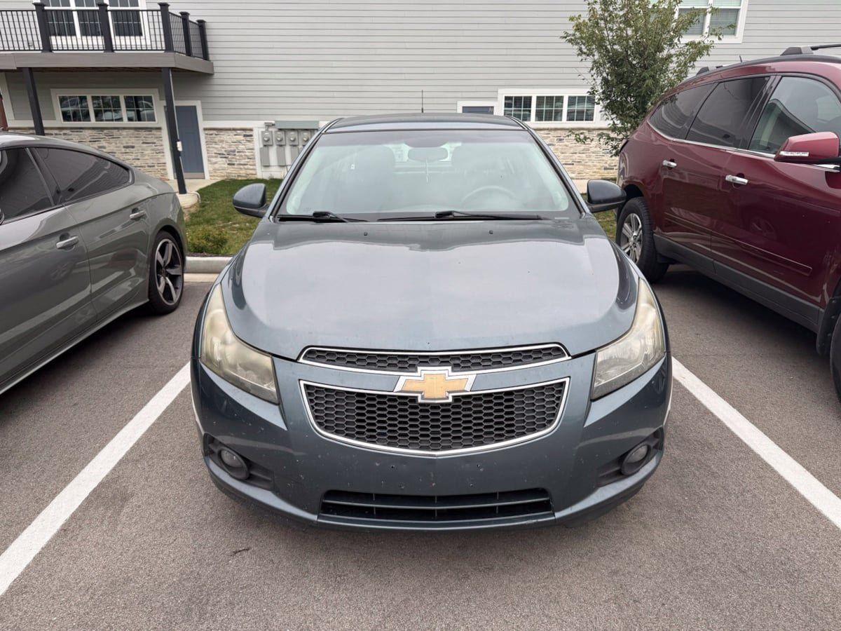 Used 2012 Chevrolet Cruze LT FWD image 3