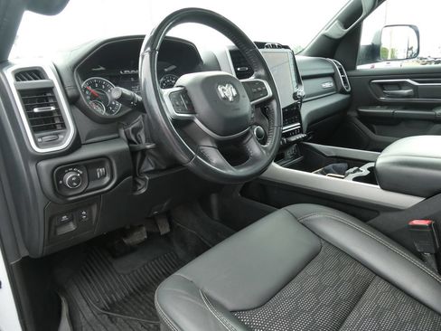 Used 2022 RAM 1500 Big Horn AWD/4WD image 23