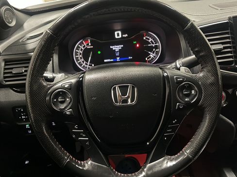 Used 2023 Honda Ridgeline Black Edition image 4