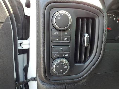 New 2026 Chevrolet Silverado 1500 W/T w/ WT Value Package AWD/4WD image 11