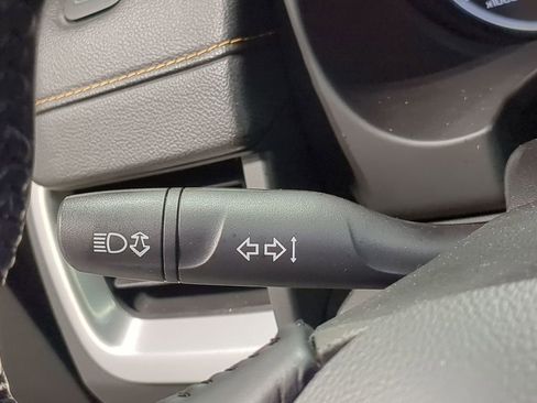 Used 2018 GMC Terrain SLE w/ Driver Convenience Package image 40