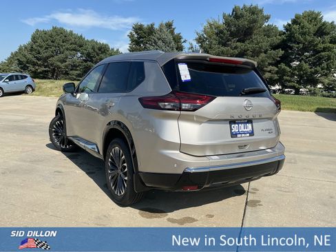 New 2026 Nissan Rogue Platinum w/ Platinum Premium Package image 3