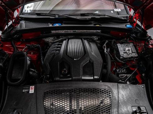 New 2026 Porsche Macan AWD/4WD image 34