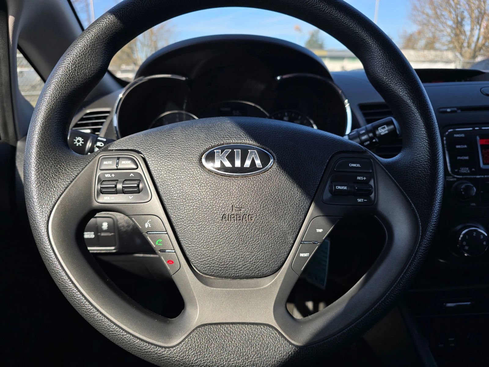 Used 2016 Kia Forte LX FWD image 23